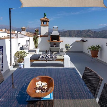 Rooftop Terrace & Panoramic Mountain View'S Villa Cutar Exteriör bild
