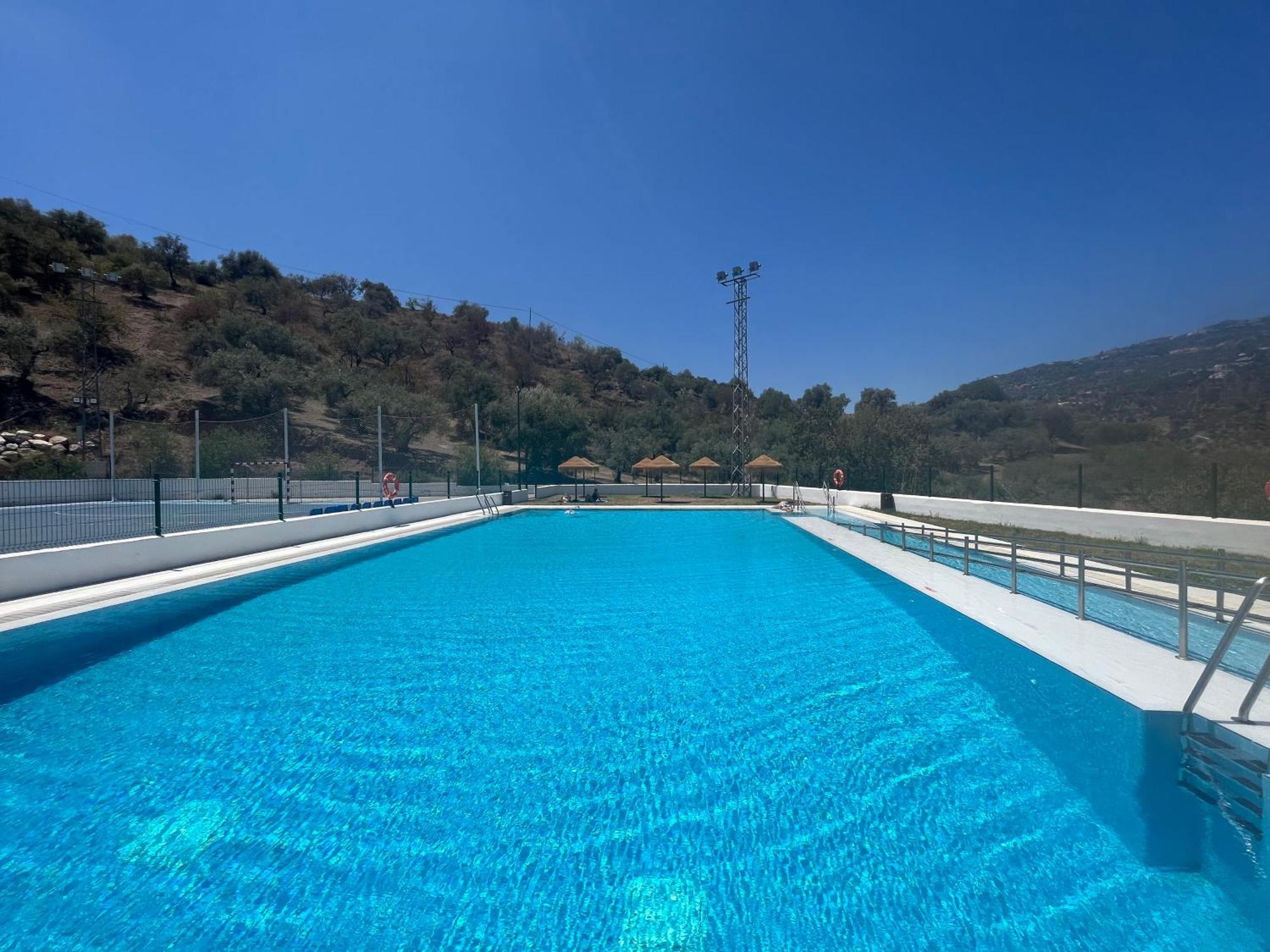 Rooftop Terrace & Panoramic Mountain View'S Villa Cutar Exteriör bild
